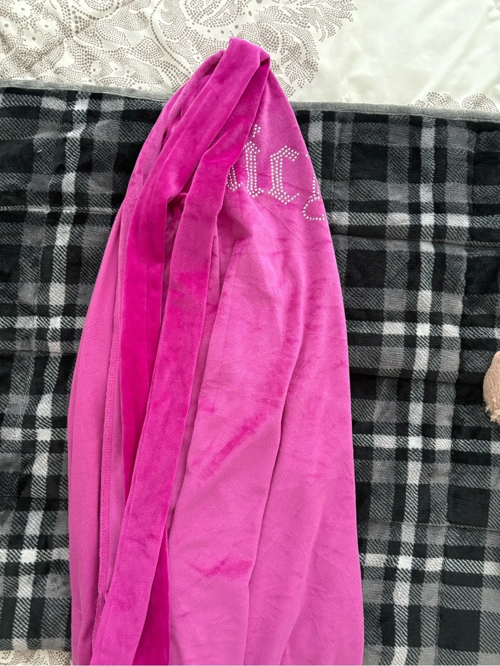 Juice Coutoure Rhinestone Script Velour Robe - Picture 2 of 3